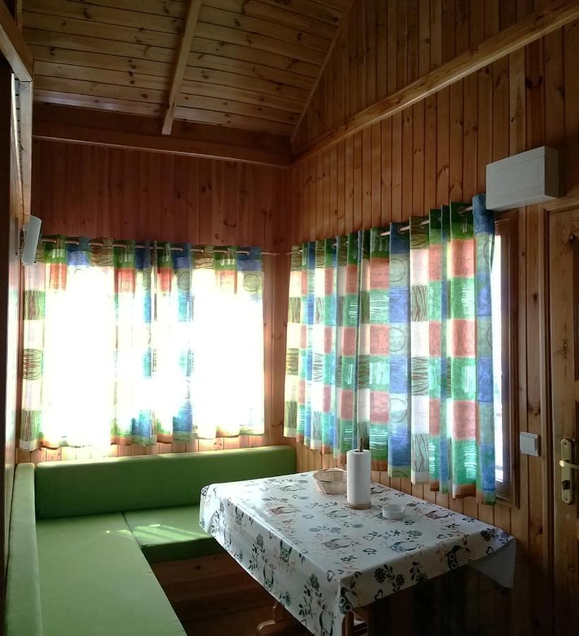 Camping - Bungalows La Soleia D'Oix Bagian luar foto